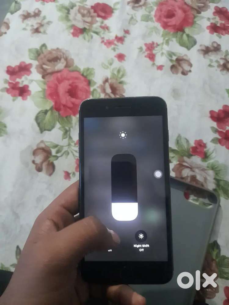 Iphone 7+ sale