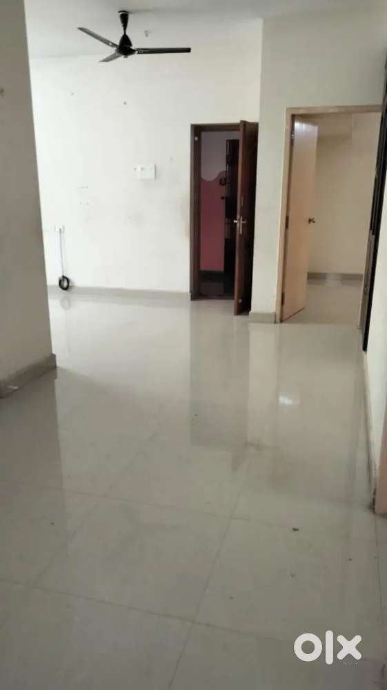 1000 Sqft 2 BHK flat for sale Velachery Near Madipakkam