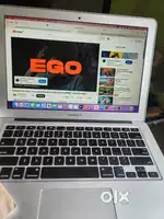 Apple laptop macbook air