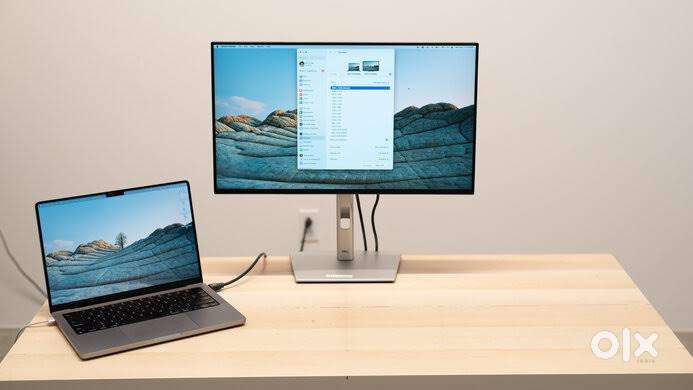 Dell 24 inch monitor for sale