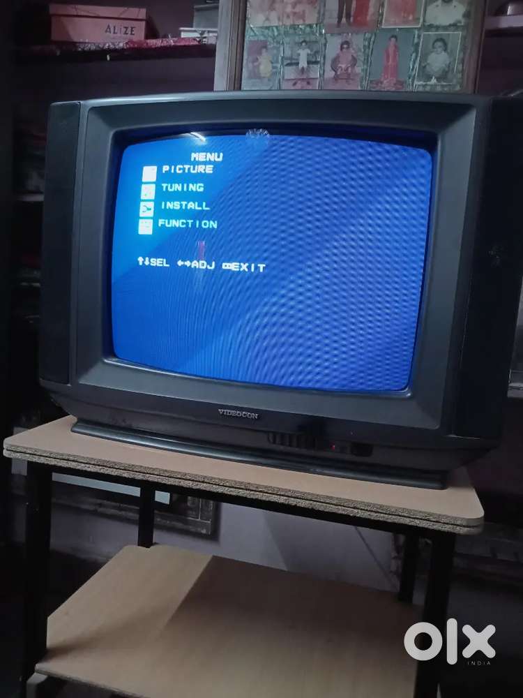 CRT tv 21 inch in good condition