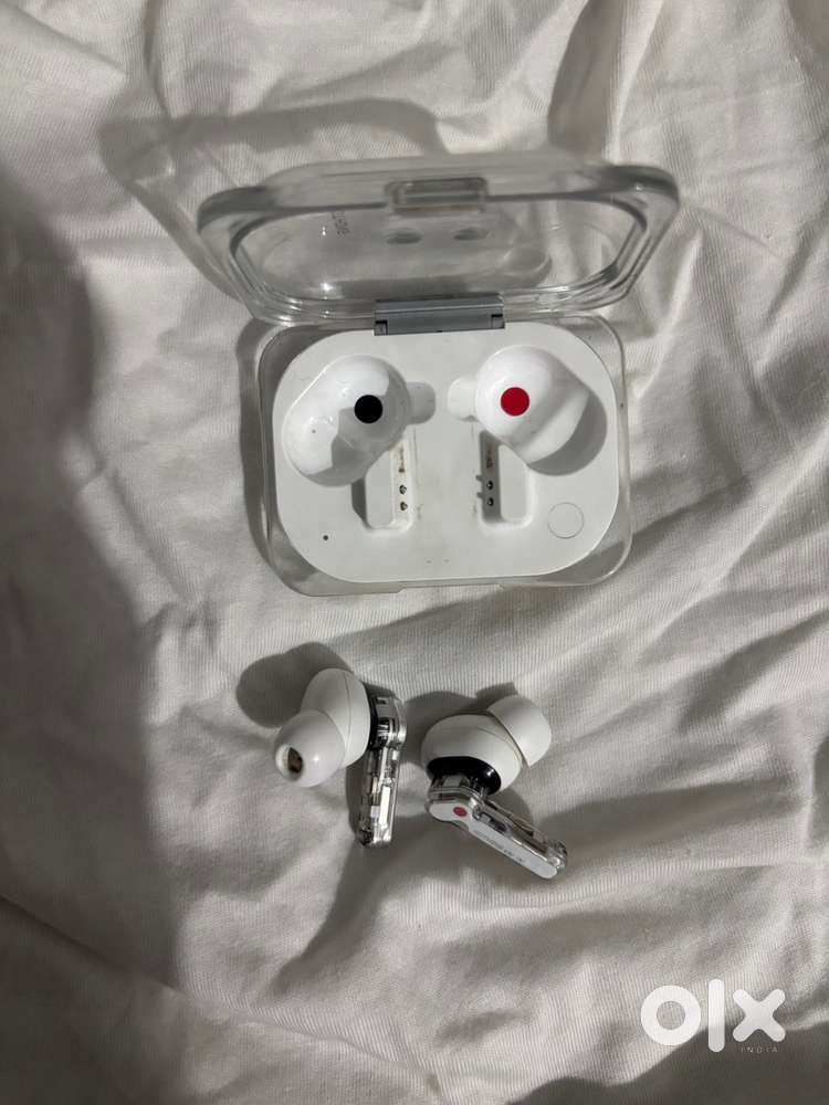 Nothing ear e 2024