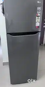 FOR SALE: LG 284L Refrigerator – Excellent Condition