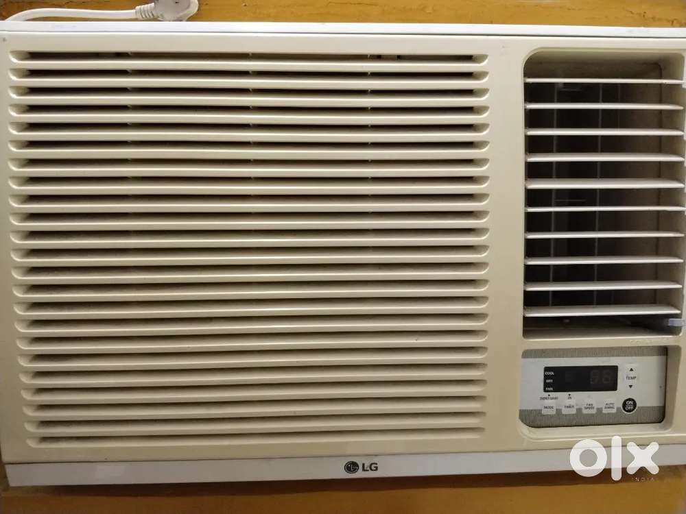 LG AC 1.5 Ton good condition