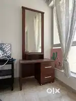 Dressing Table (With Mirror)