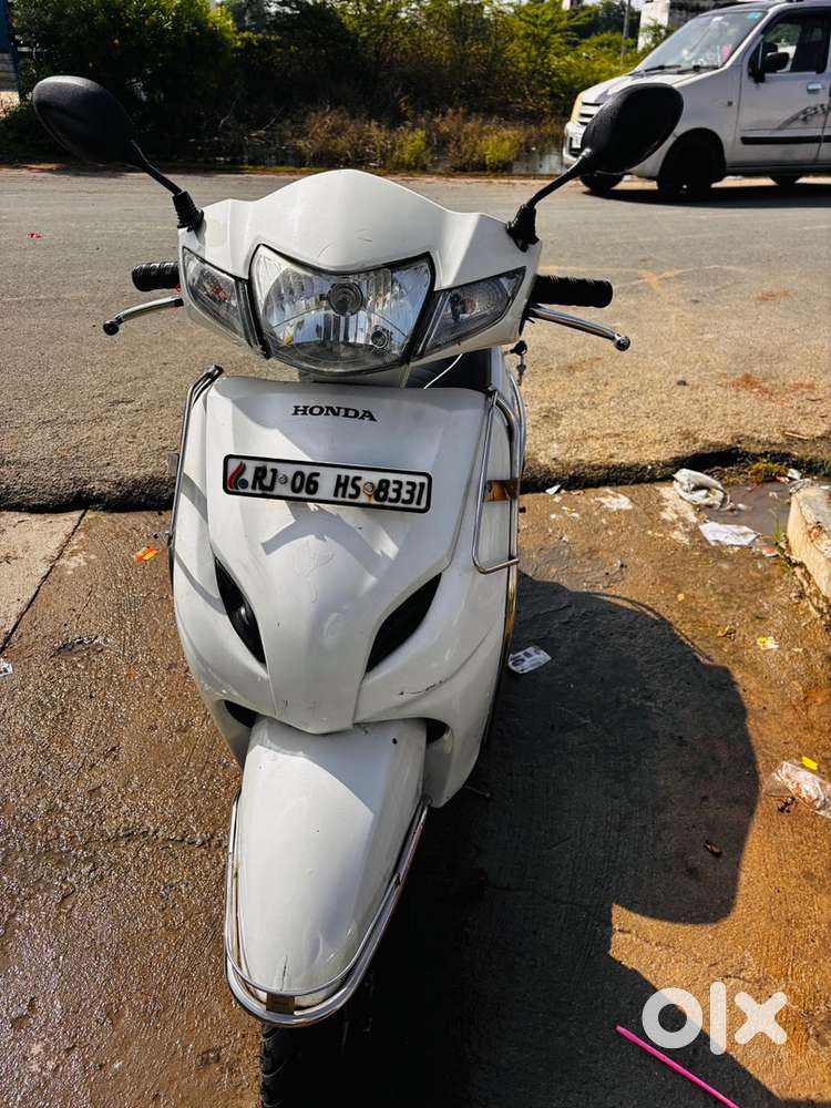 Activa 3g excellent condition