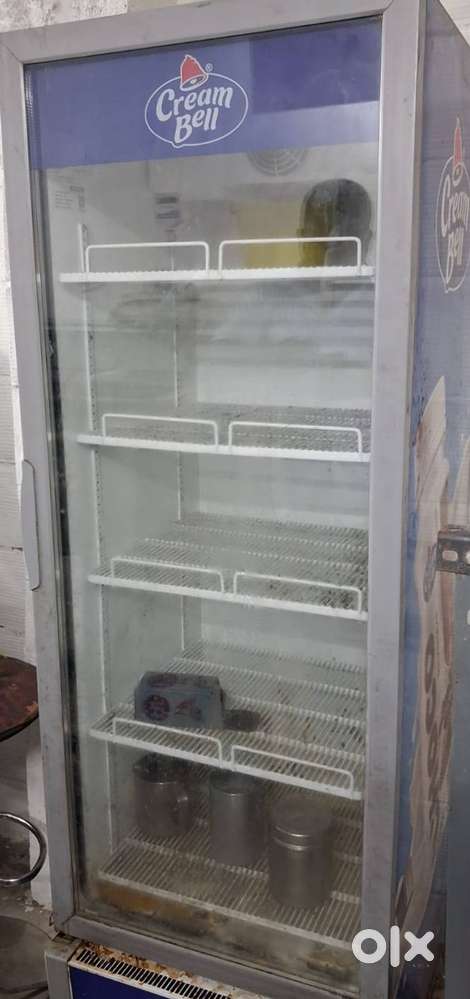 Display fridge