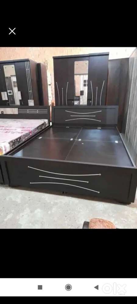 Brand New Bedroom set (Phoenix wholesale furniture)