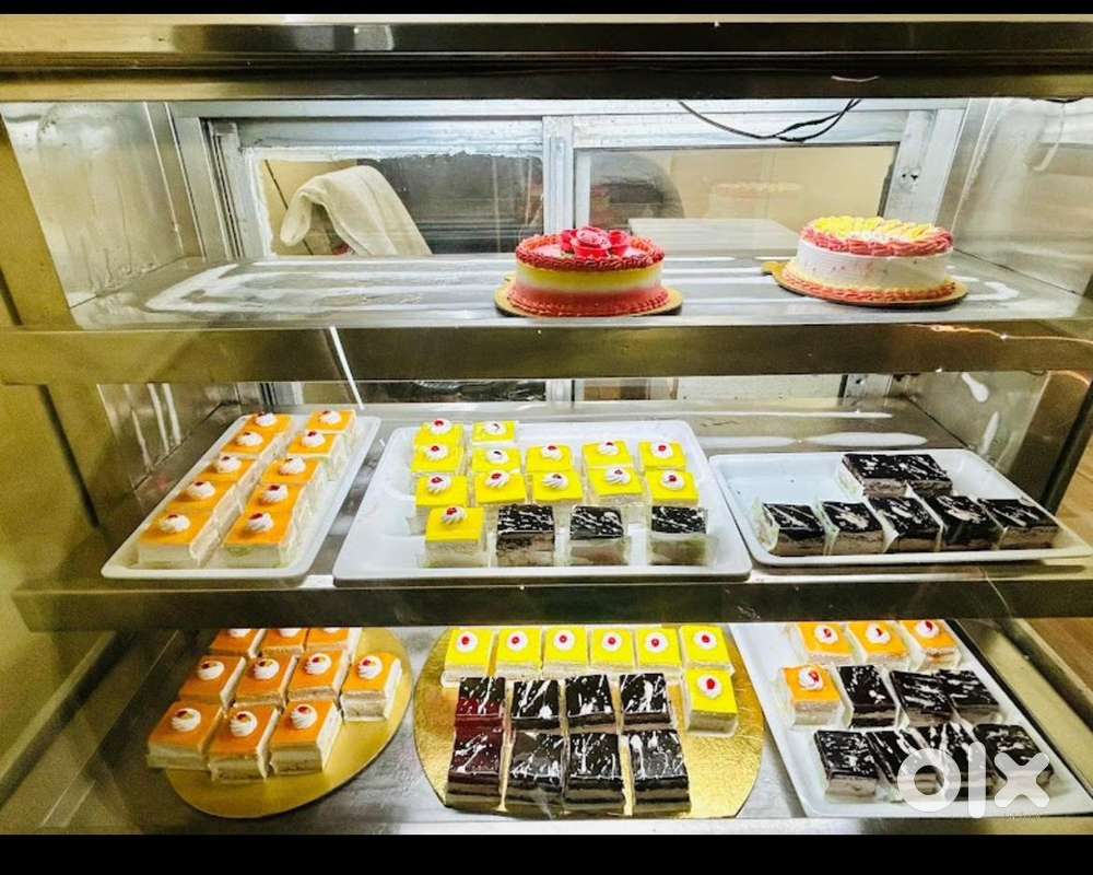 Cake display freeze