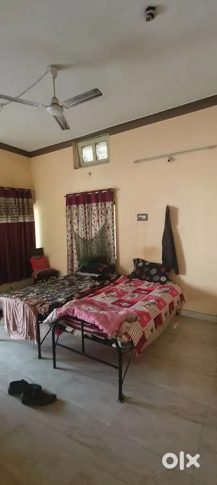 Big size 1BHK flat individual first floor, Bed ,AC