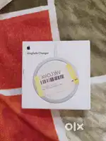 Charging pad( megasafe apple)