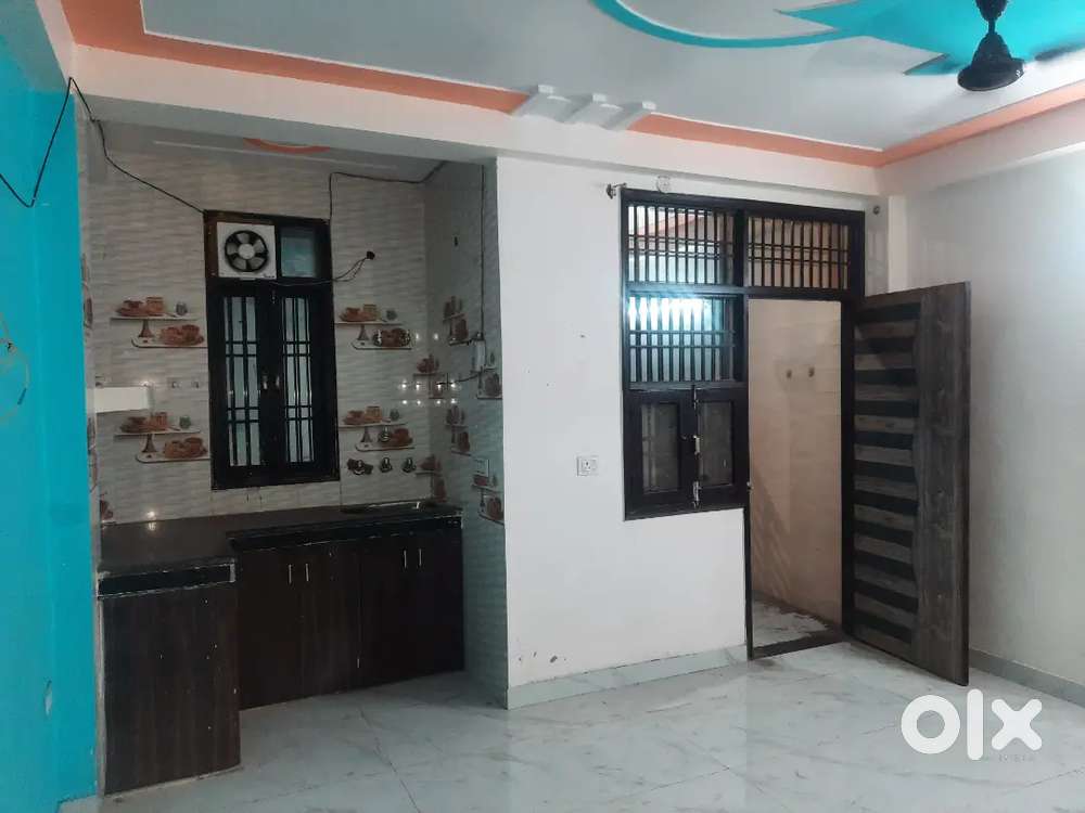 1 BHK flat Mayur Vihar Phase 1