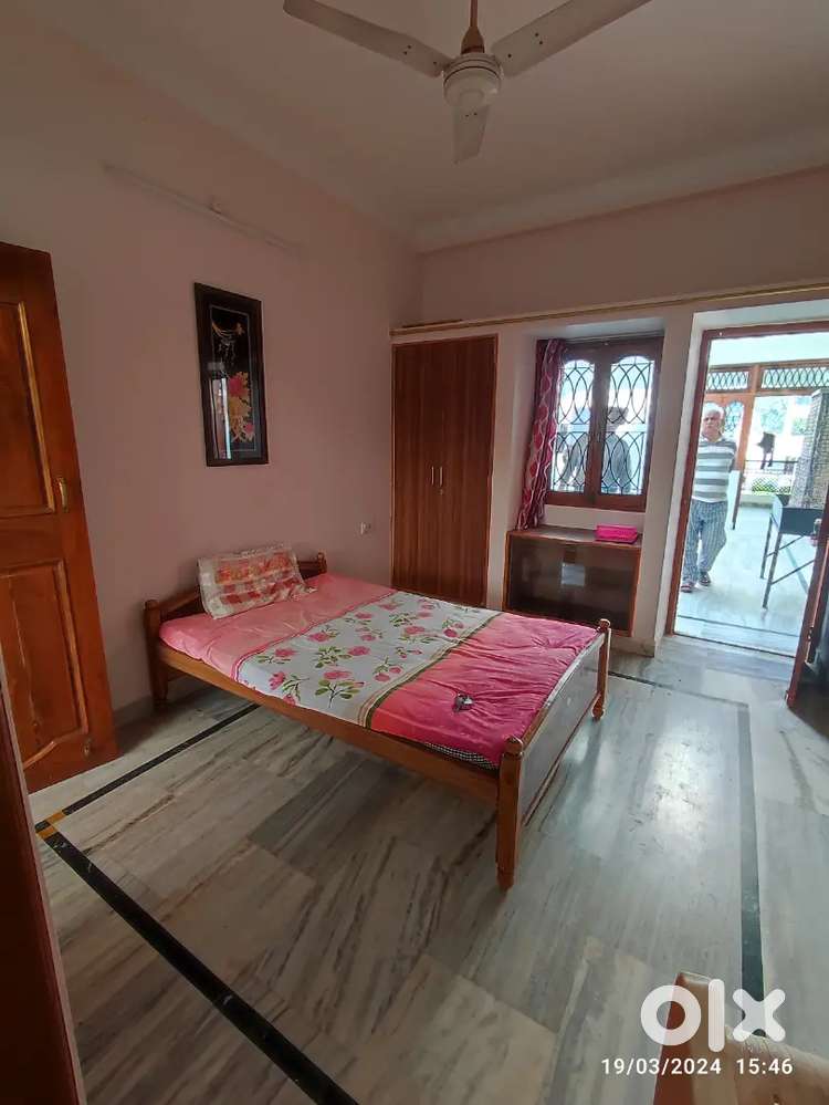 FURNISHED ROOM, KITCHEN, TOILET WITH BED, WARDROBE, GADDA, COOLAR