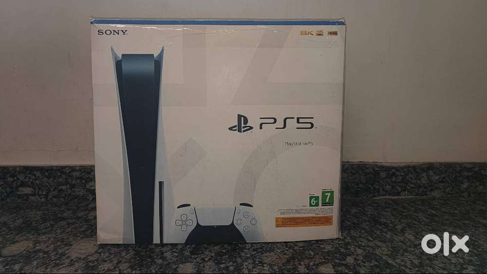 PS5 Standard Disk Edition, Preowned