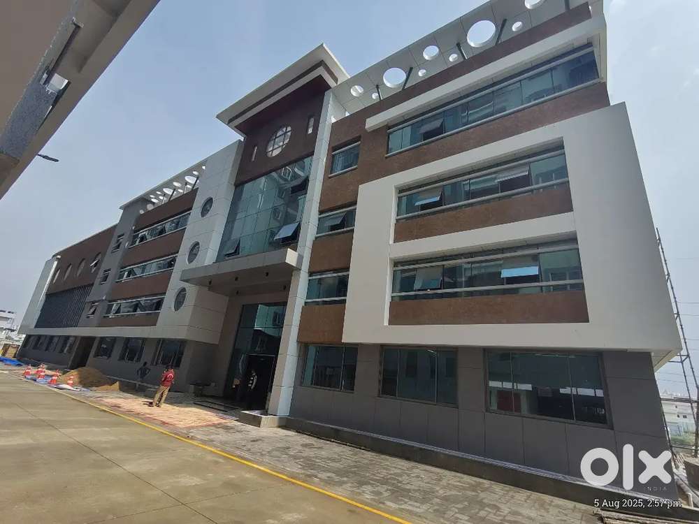 Ready to move apartments in chandanagar