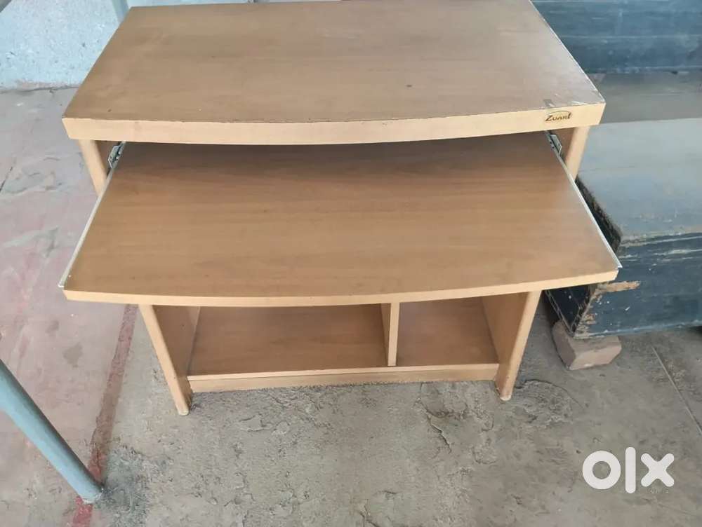 Computer table / study table / decoration table