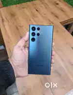 Samsung' s23 ultra only 4 month old with bill box warranty