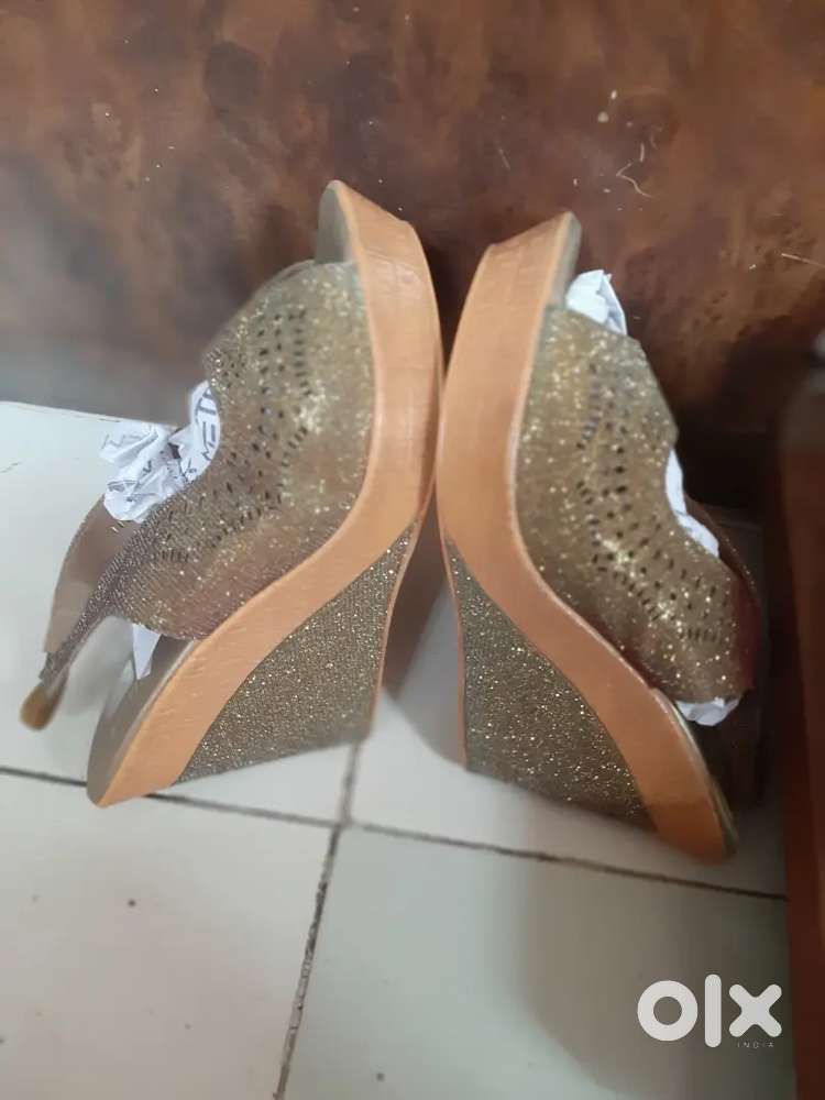 New condition  sandle