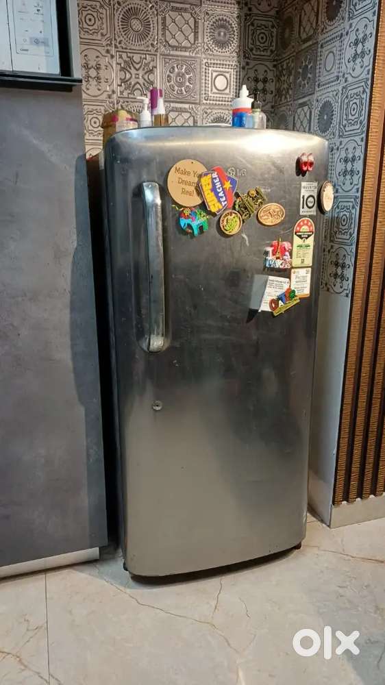 LG Fridge - 210 litre inverter at Mayur vihar phase 2