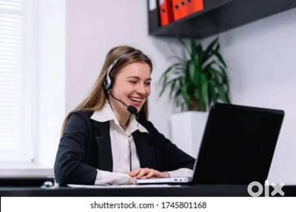 Female Communication Executive / Presenter