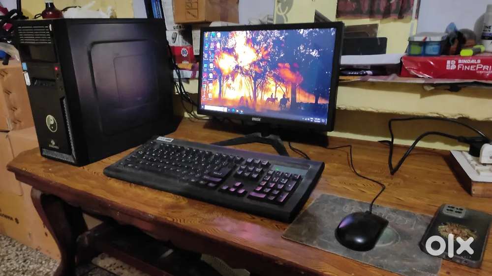 Pc (computer).       1yr used barley