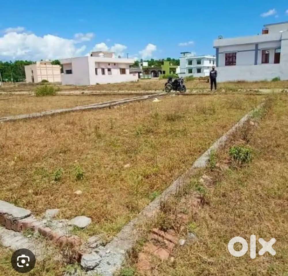 Urgent plot selling in good location