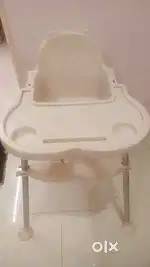 Baby sitter with comfortable seat belt