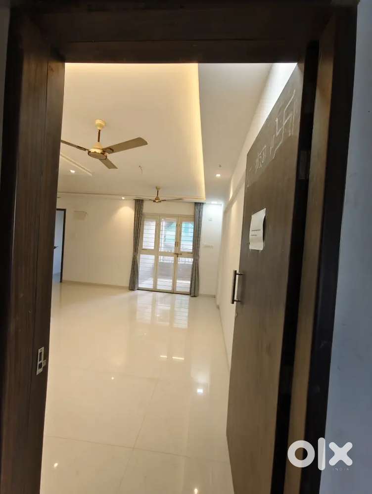 3BHK APARTMENT NEARING POSSESSION
