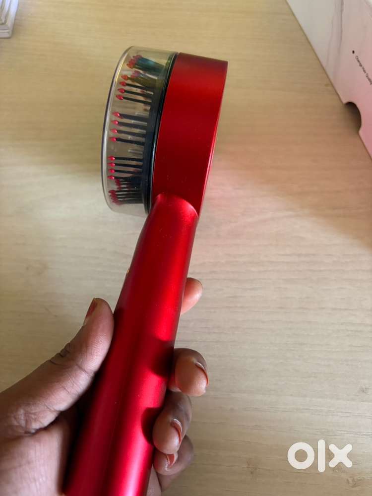 Hair massager