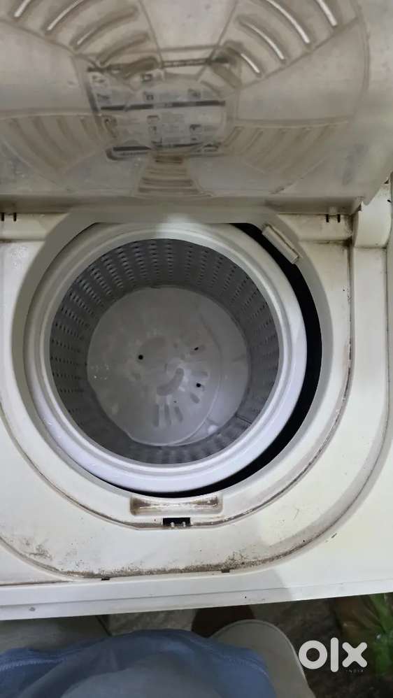 I want to sell my washing semi automatic