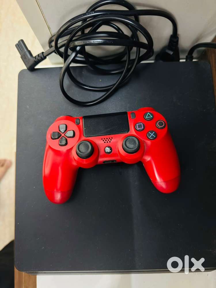 Ps4 slim 1 tb with one orignal controller