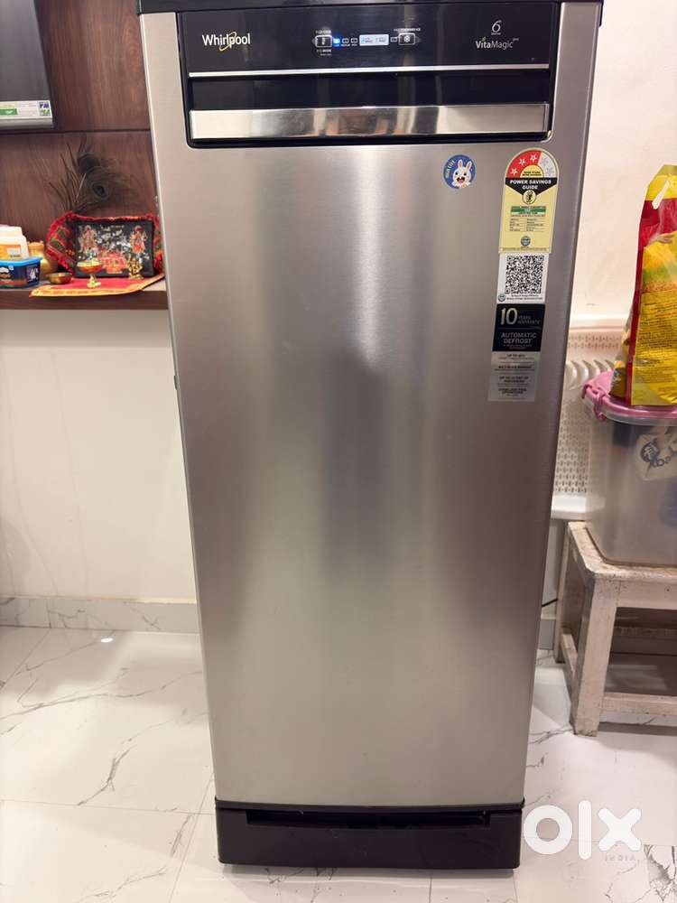 3 star Whirlpool refrigerator with 4 months warranty