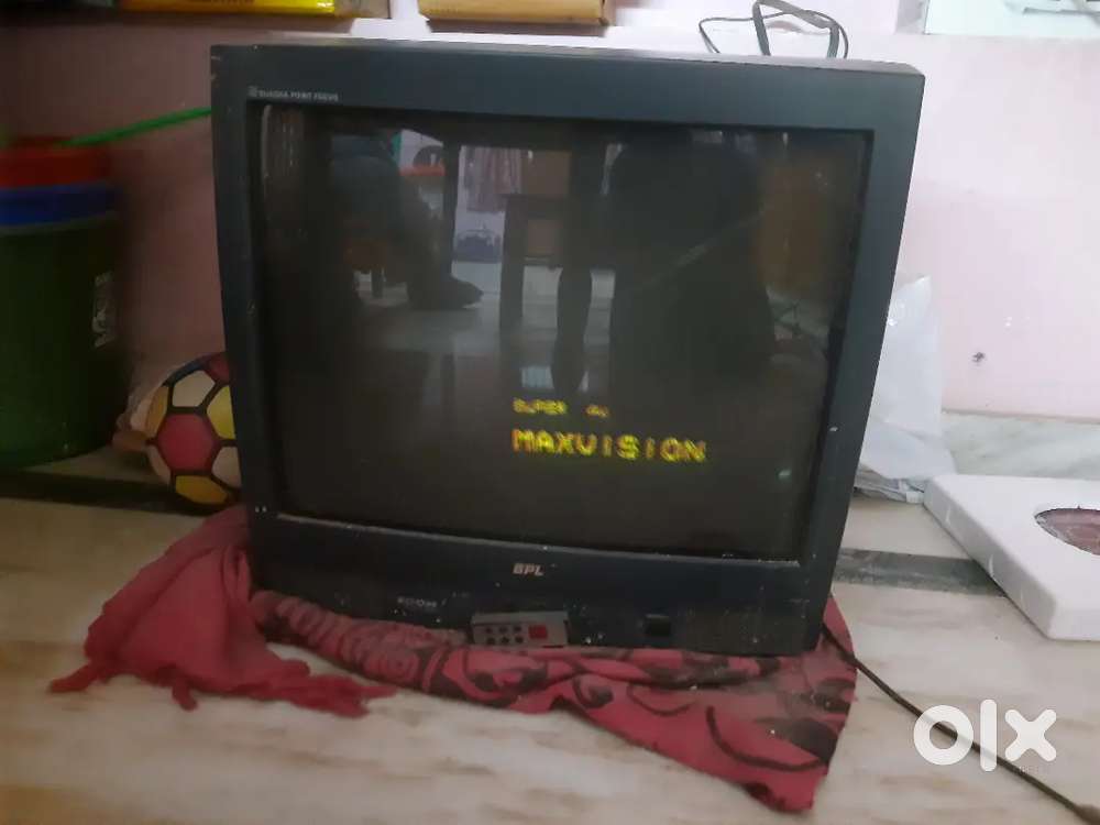 24 inches bpl tv normal tv I can make an good deal