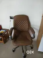 Office Boss cabin chair