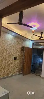 2 BHK flat ready to move near by gaur city 2 good location