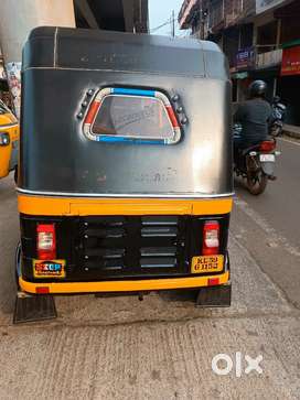 Ato rikshow  bajaj 2013