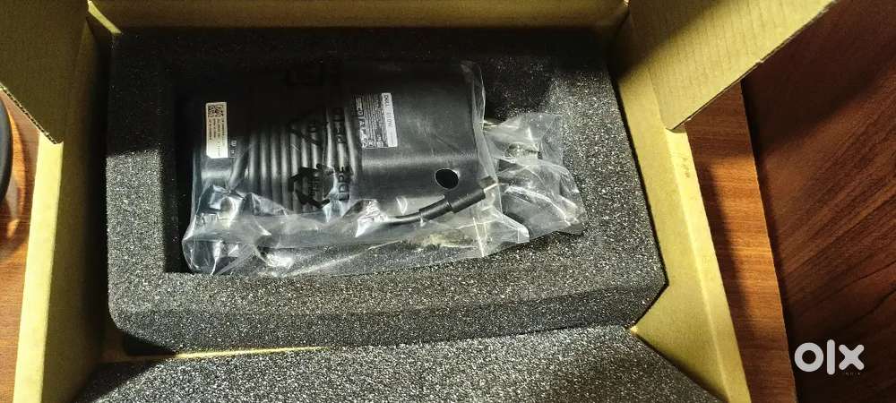 Dell Type-C 65W Power Adapter with box