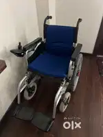Electric wheelchair