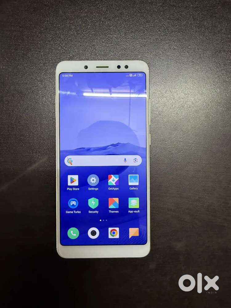 One hand phone  Just like new  Note 5 Pro