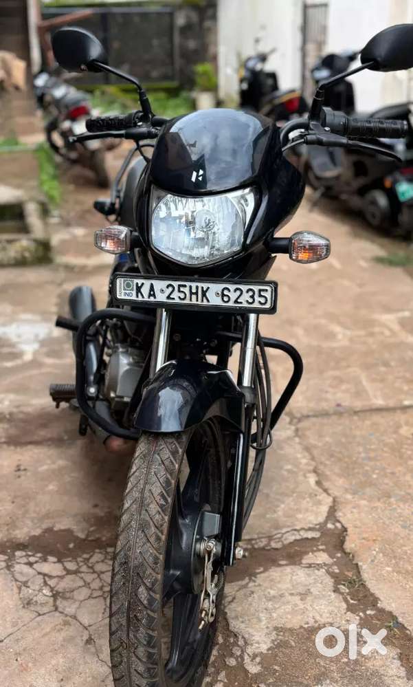 Hero HF 100 hundred bike single hand used