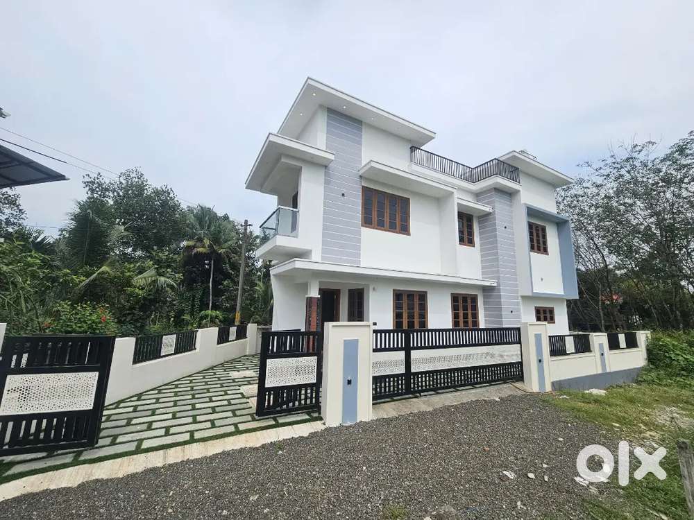 3BHK VILLA FOR SALE AT KAKKANAD NEAR KANINAD