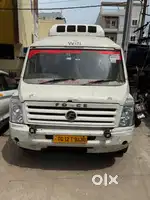 Tempo traveller 16 seater bus
