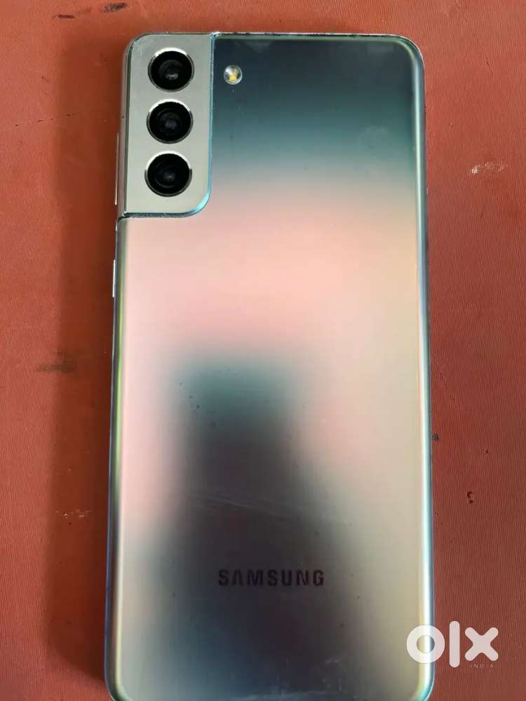 Samsung S21 plus 5g 8/256gb bill box cable saaf phone hai bilkul