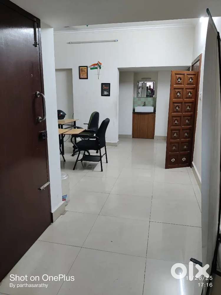 T nagar tyenampet Mount road 2700sqft office rent