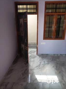 1/502 Ratan Khand back side of K.R. Mangalam World School