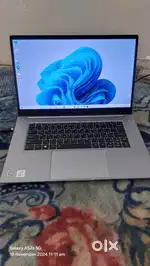 Infinix y1 plus i7 laptop 8/512gb new condition 3 month old only