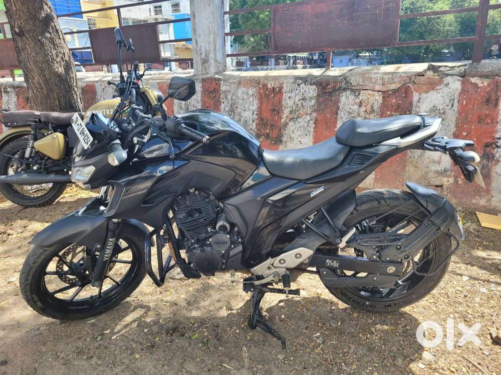 YAMAHA FZ250-2017 LIKE NEW