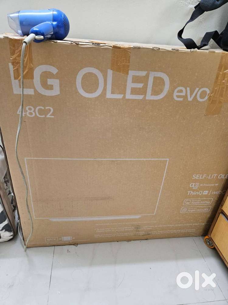 LG  OLED EVO 48 inches
