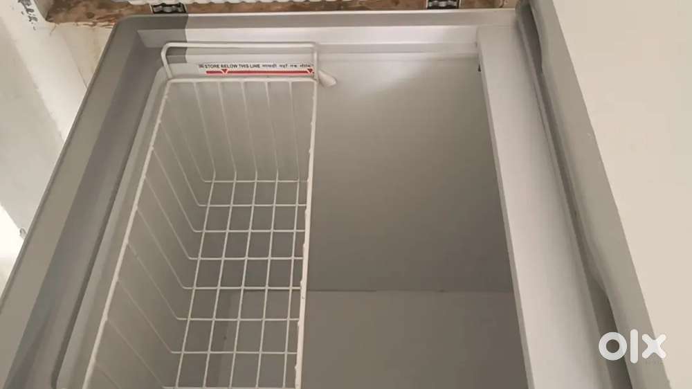 305 L Double Door stendard Deep Freezer  white