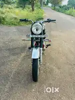 Royal Enfield Old Model Point Bullet